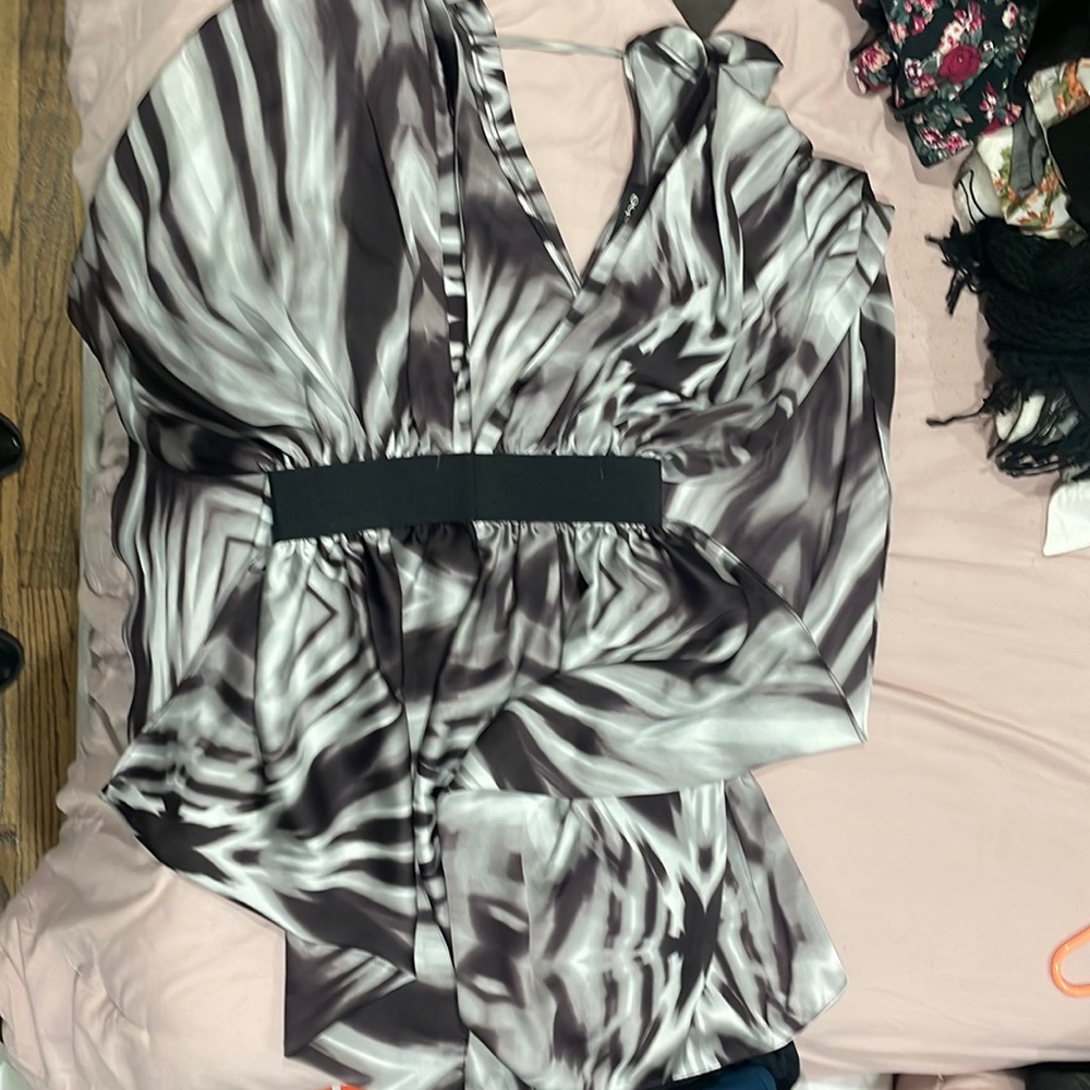 Bebe top